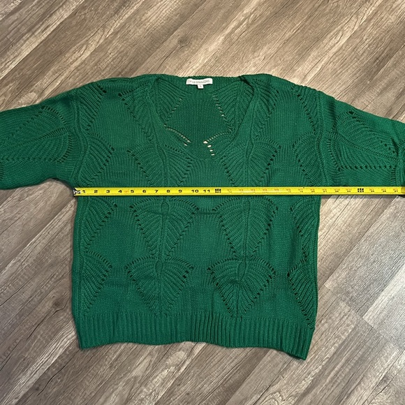 NEW Kelly Green Knit Sweater - Picture 10 of 13